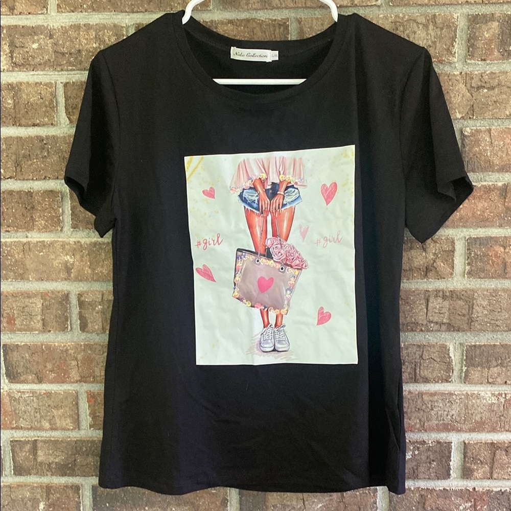 Chic Black Graphic Tee
